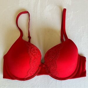 Victoria's Secret Red Body by Victoria Perfect Shape Bra Size 32D